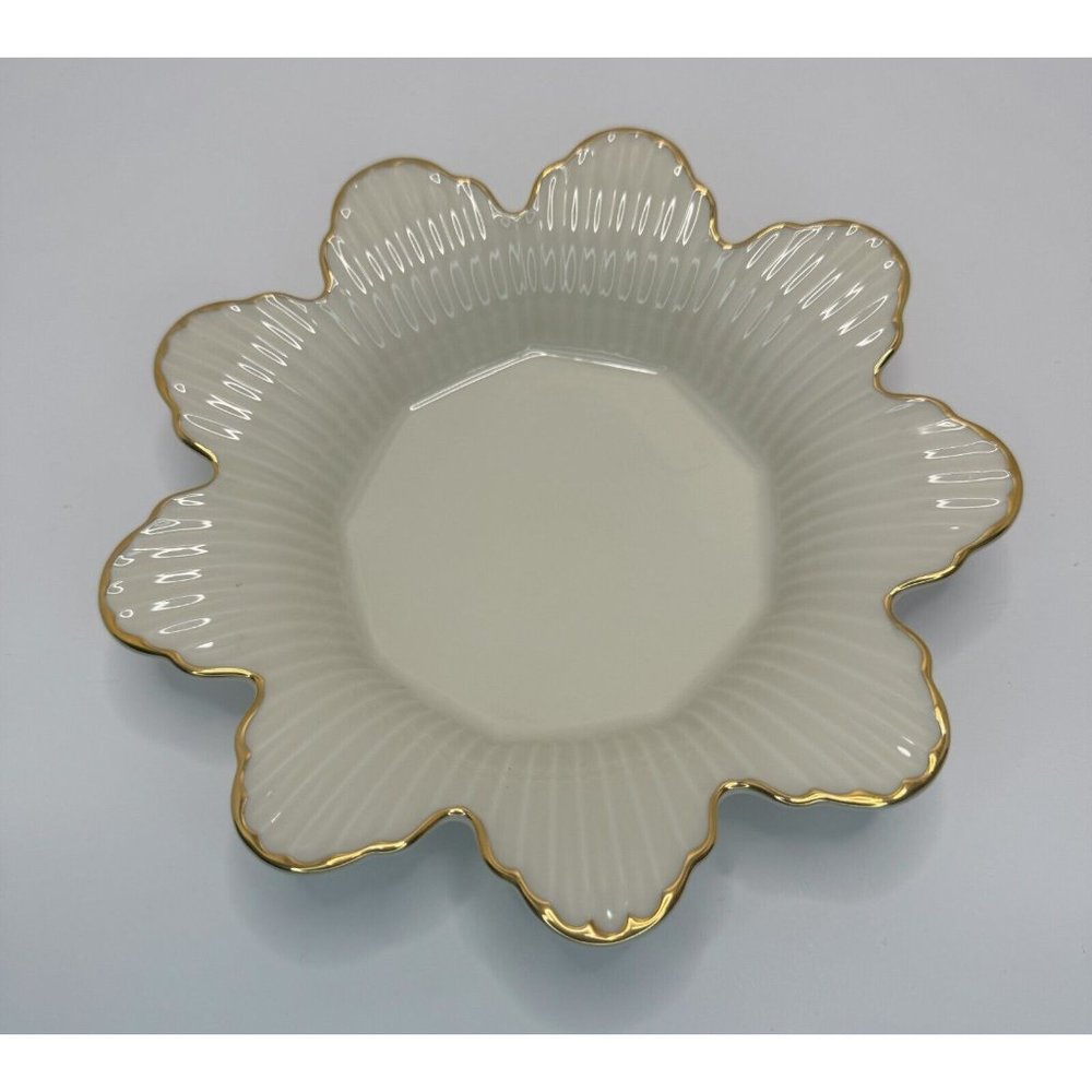 Vtg Lenox China Gold Leaf Meridian Coll Candy Dish Home Decor Gift Mom Granny - Picture 1 of 3